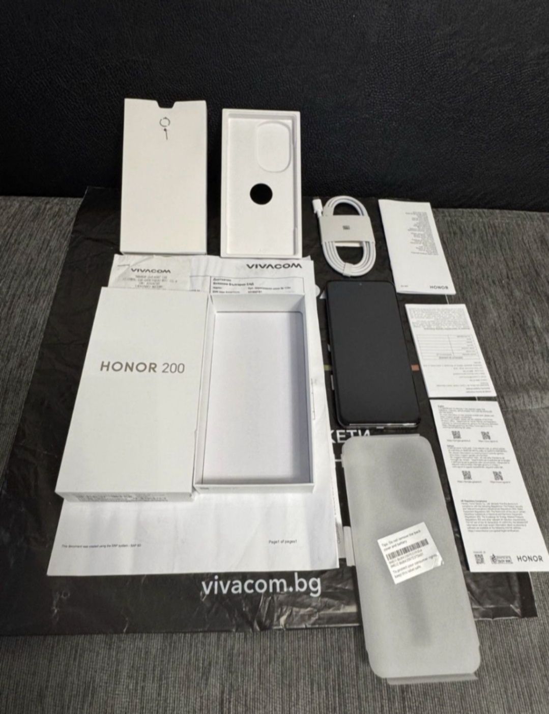 КАТО НОВ 512GB Honor 200 12GB 5G Гаранция Vivacom 2026 Black / Черен