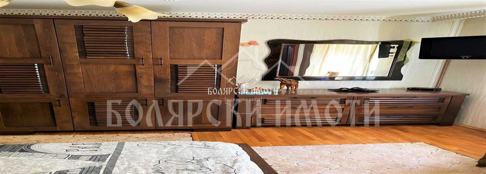 Дава се под наем Къща в с. Арбанаси, Област Велико Търново - 200 кв.м за 750 € - Снимка #5