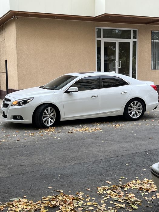 Малибу 1 сотилади холати яхши юришлари зор краскалари бор танеровка