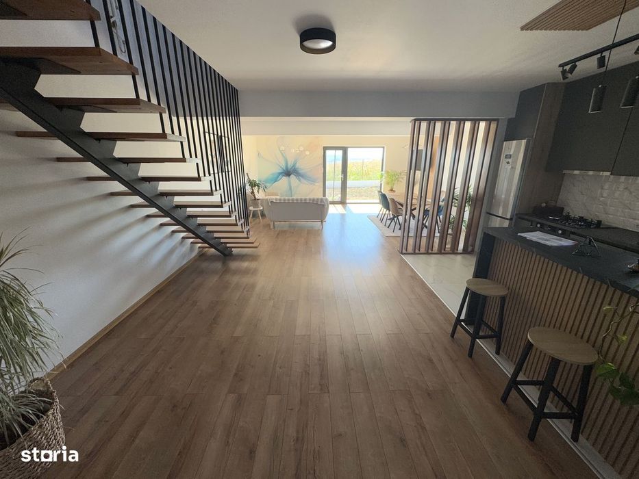 CANALIZARE! PLACA si peste etaj! 137 mp utili! Vila 4 camere,Miroslava