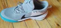Продавам оригинални маратонки Nike