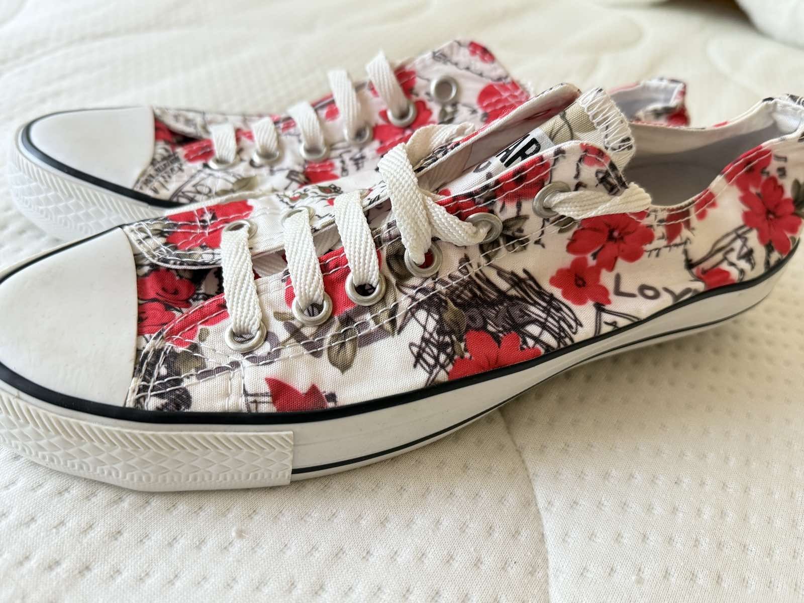 Кецове Converse нови