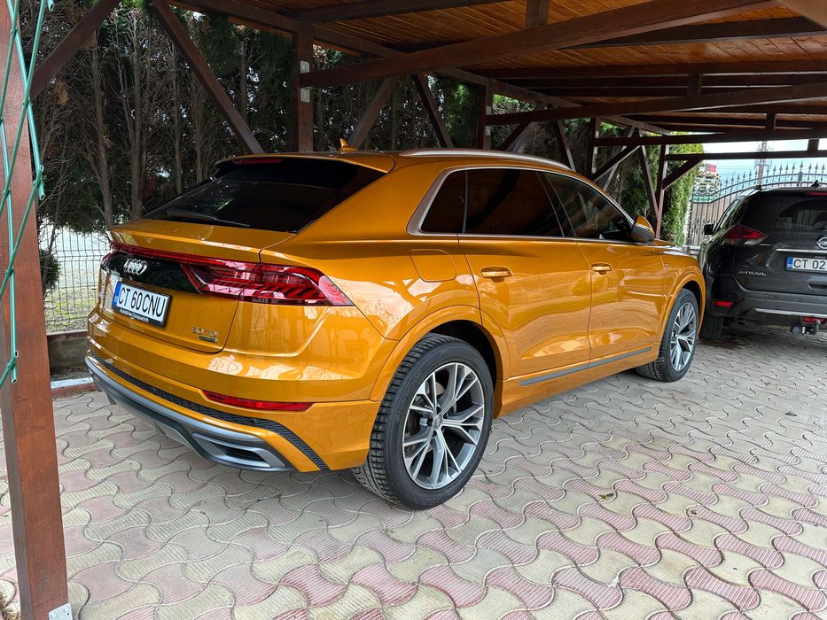 Vand Audi Q8 Hibrid
