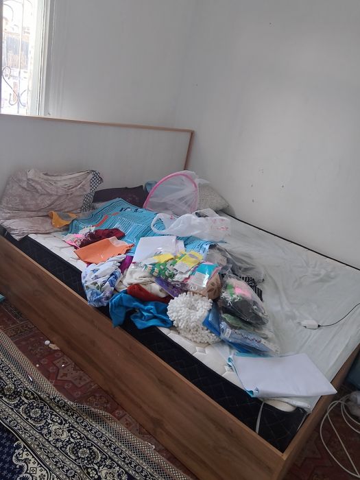 Спальний гарнитур