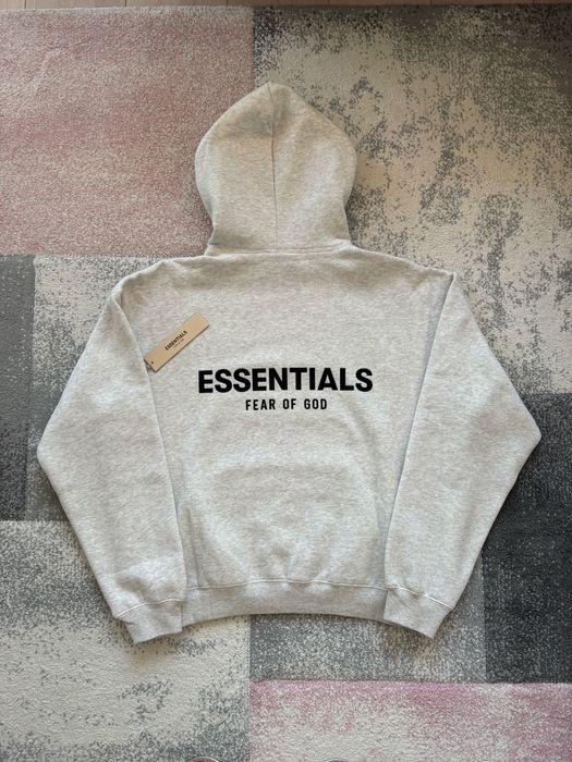 Essentials екип - Light Oatmeal