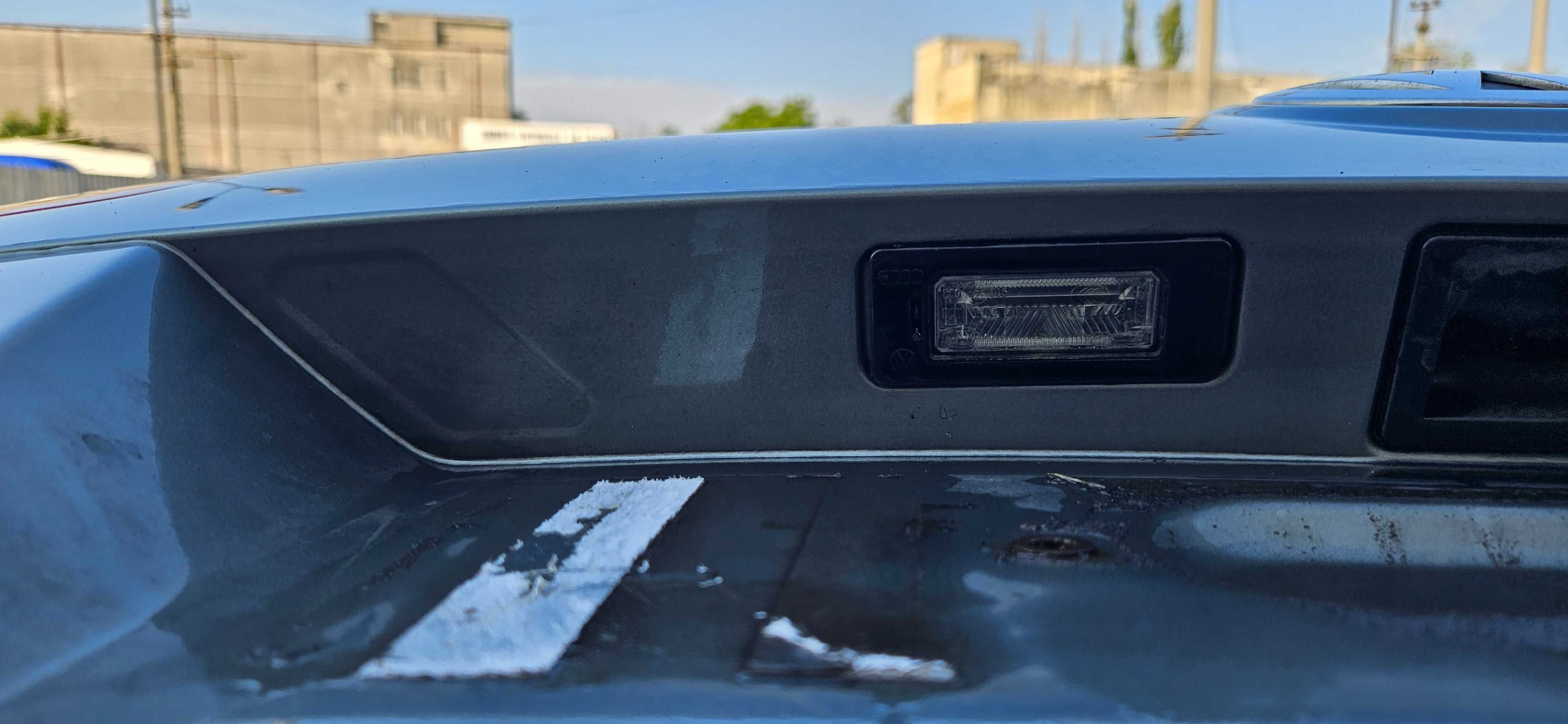 Haion FARA Rugina in perfecta stare pentru VW Passat B6 Break