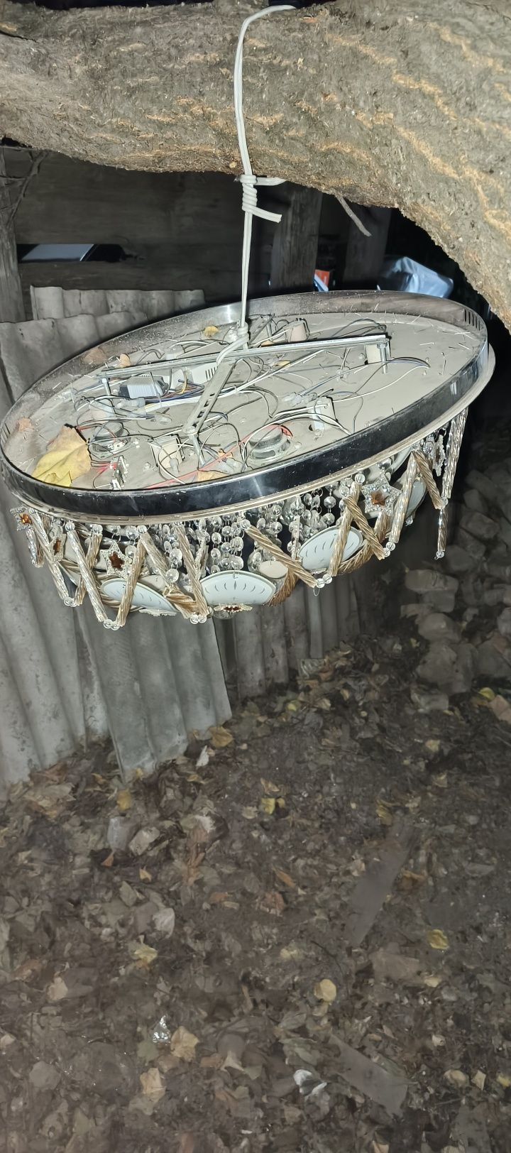 Продается люстра