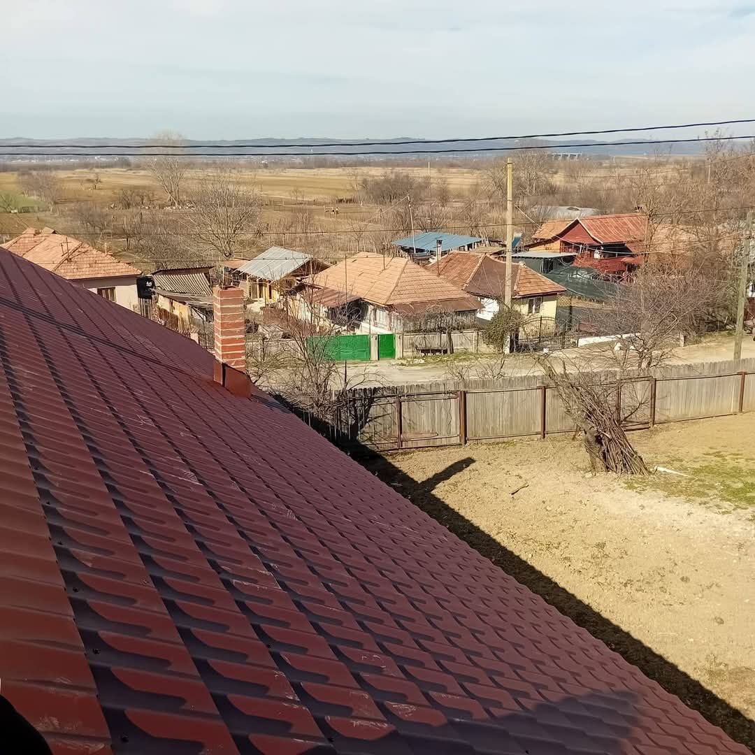 Montaj si reparatii  acoperisuri