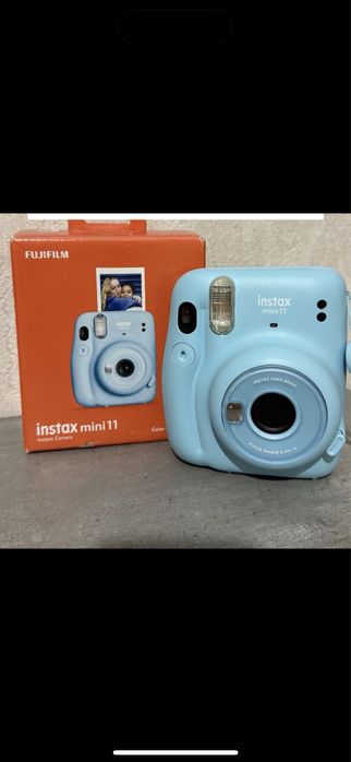 фотокамеру Instax Mini 11