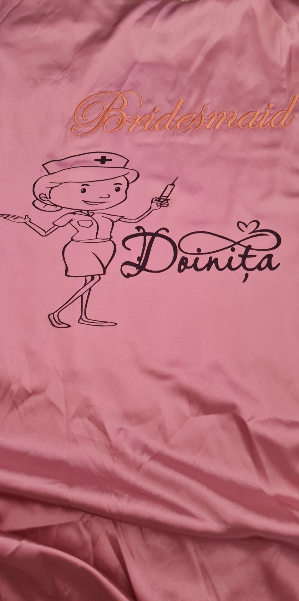 Personalizez halate pentru nunți