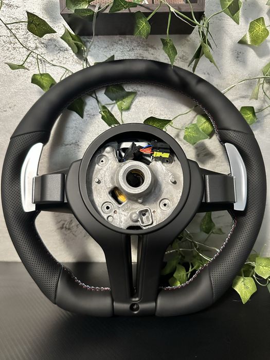 Volan BMW M Sport Padele cu Airbag – Compatibil F10/F01/F02 etc.