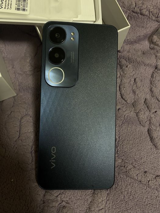 Продам Vivo y19s 128 гб
