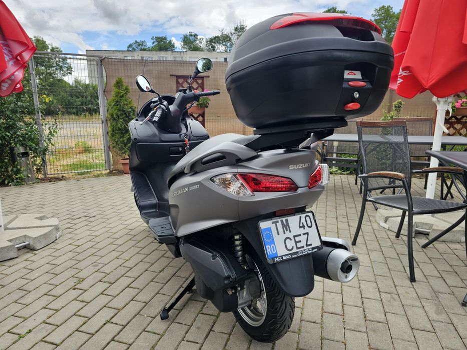 Scuter Suzuki Burgman 200