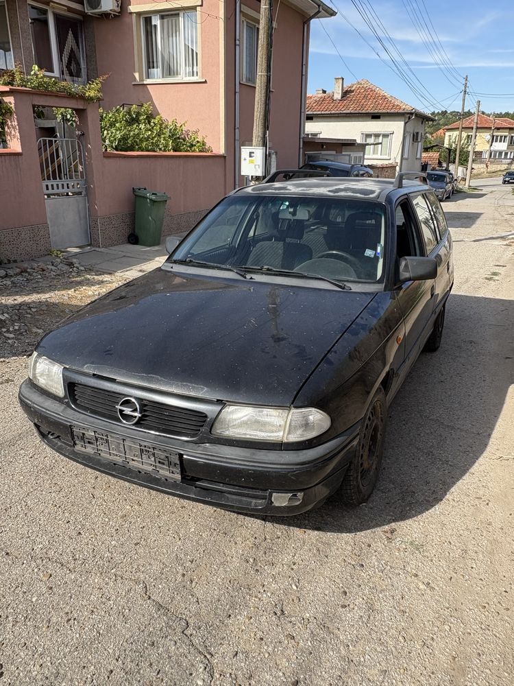 Автомобил Opel Astra 1.7