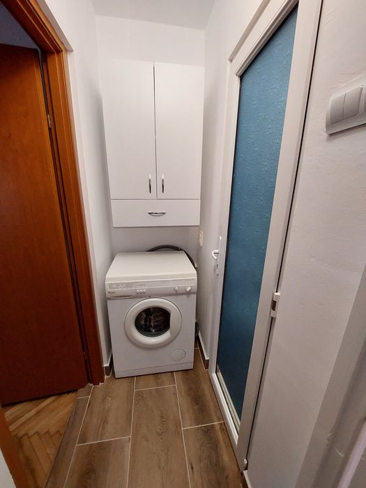 Inchiriez apartament in Centrul Civic