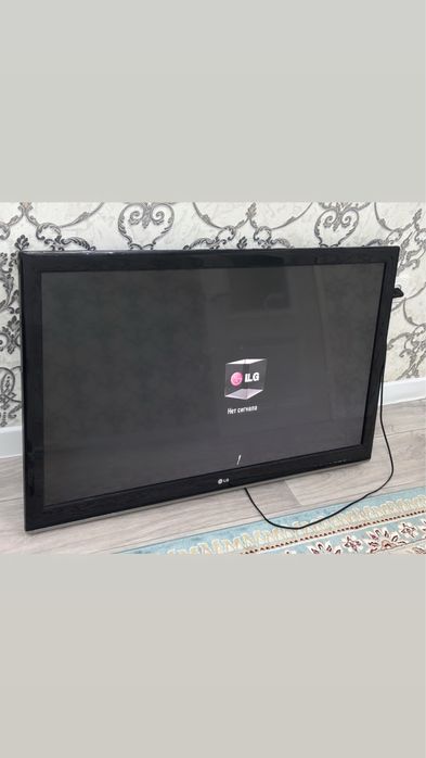 Телевизор сатылады жасап тур. 35000 тг келисим бар