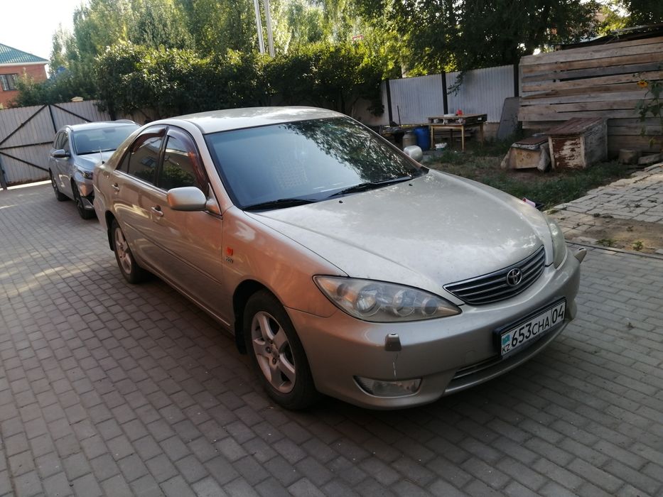 Тойота Камри 2005г.в