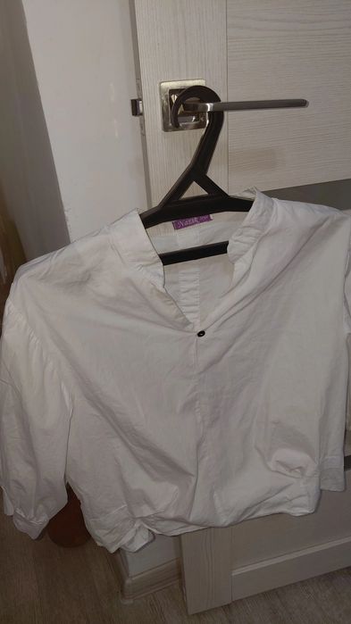 Рубашка почти новая носила только на выпускной