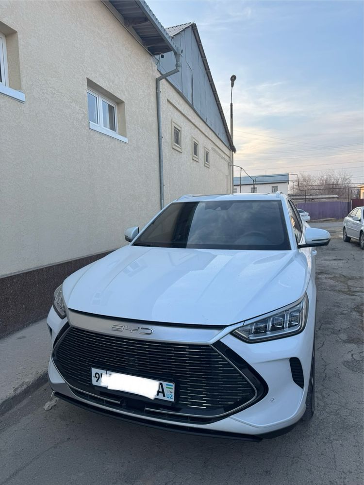 BYD song plus gybrid
