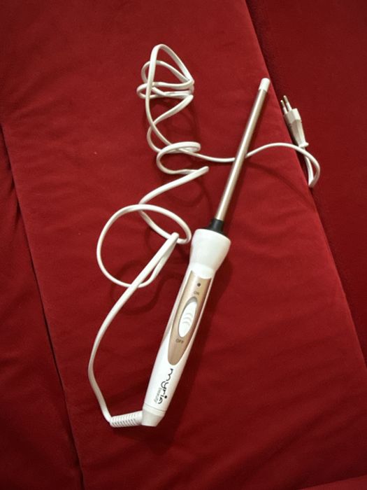 Ondulator subtire pentru bucle