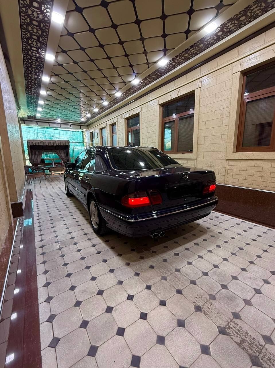 Mersedes w 210
2001 йи
112 матор 3.2 
Пробег 271.000км
Холати