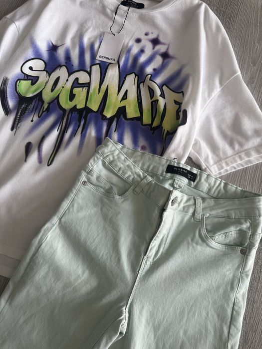 Tricou Bershka + pantaloni Skinny 55 lei