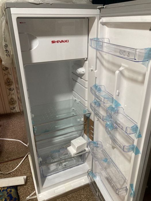 Холодильник  "Shvaki" сотилади.