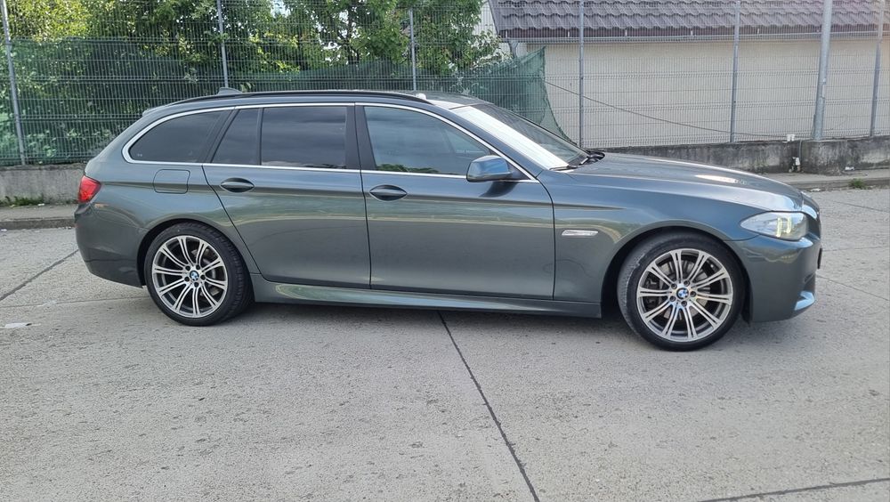 BMW 525d Touring M-Pack | 218 CP | Automată | Navi Pro | Head-Up