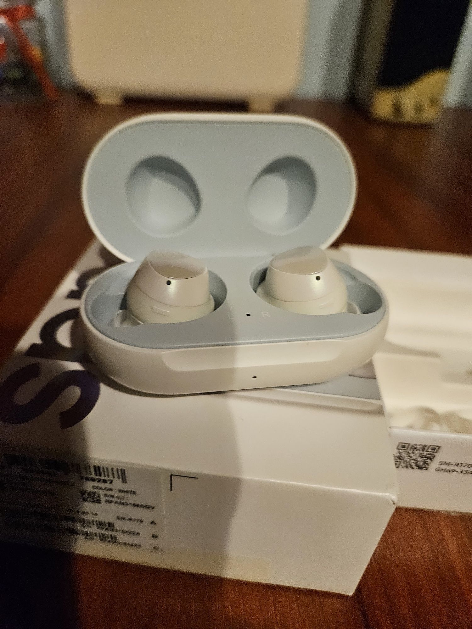 Samsung Galaxy EarBuds