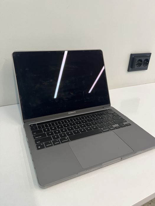 MacBook Pro 13” M2 (2022)