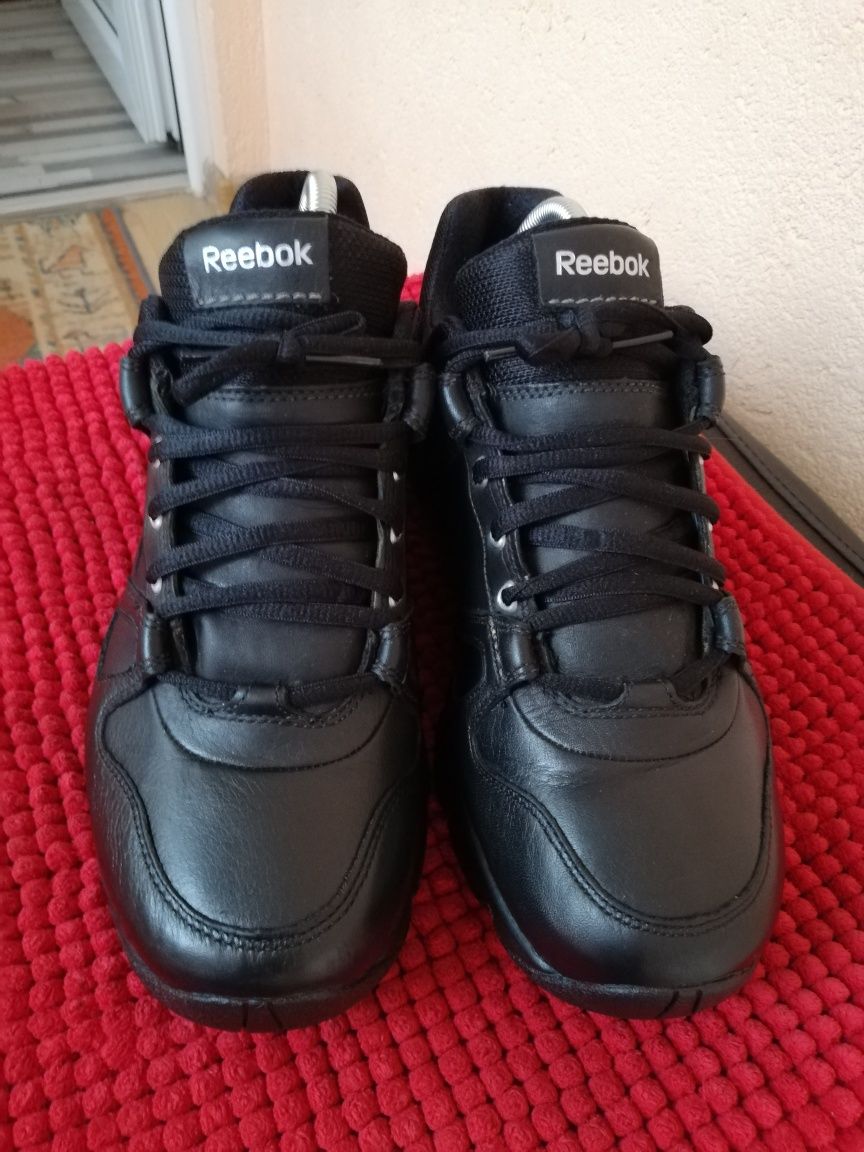 Adidași Reebok nr 41 piele bărbați