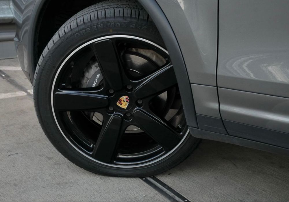 Porsche Cayenne 262 CP