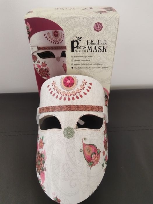 Маска за Led терапия за лице