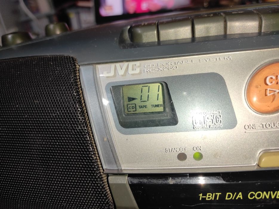 Radiocasetofon cu cd JVC