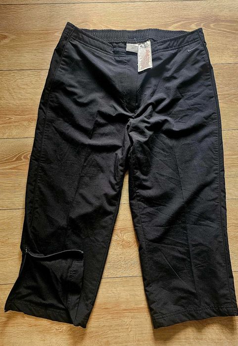Pantaloni sport Nike, 3 sferturi damă L 40–42. negru