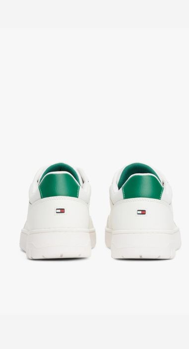 Tommy Hilfiger 44 номер бели кецове