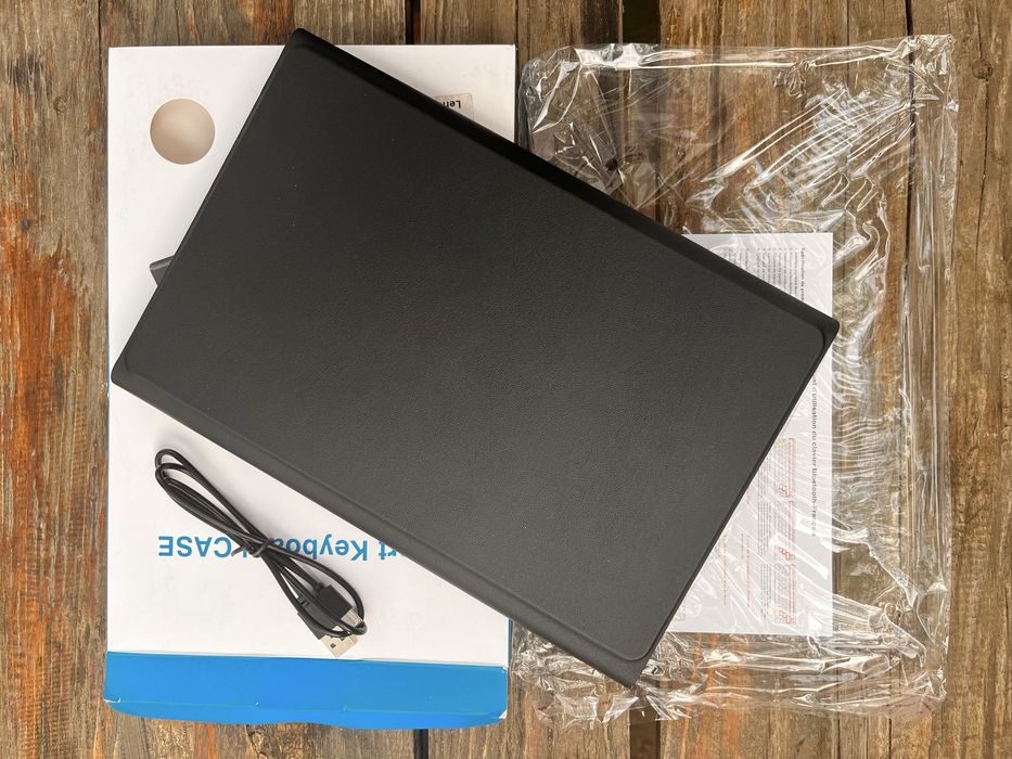 Husă cu tastatură pentru Lenovo Tab P11