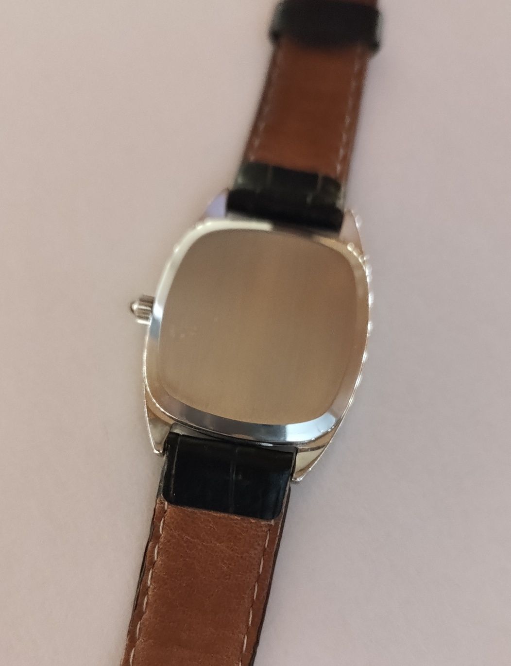 Ceas Omega de Ville mecanic