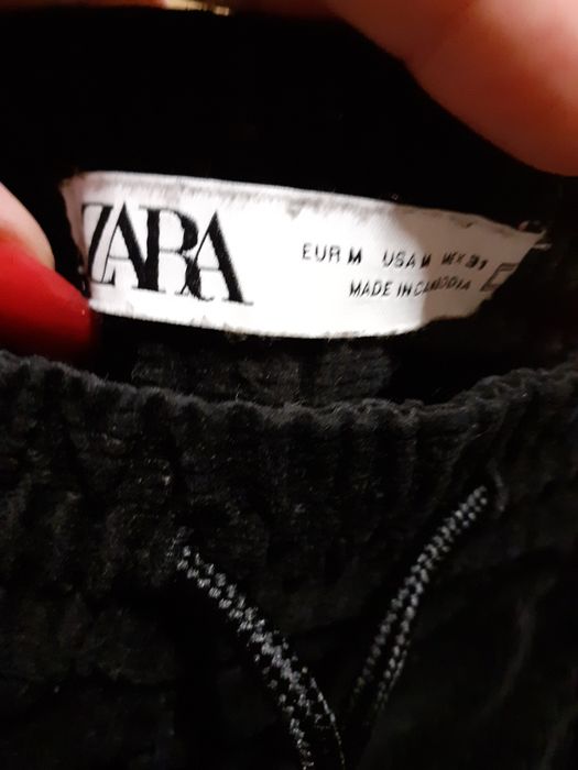 Pantaloni zara raiați M