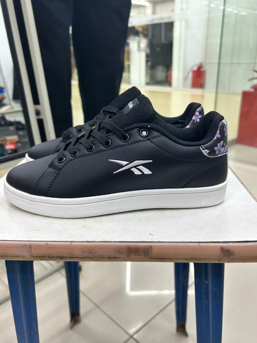 Red book кроссовки