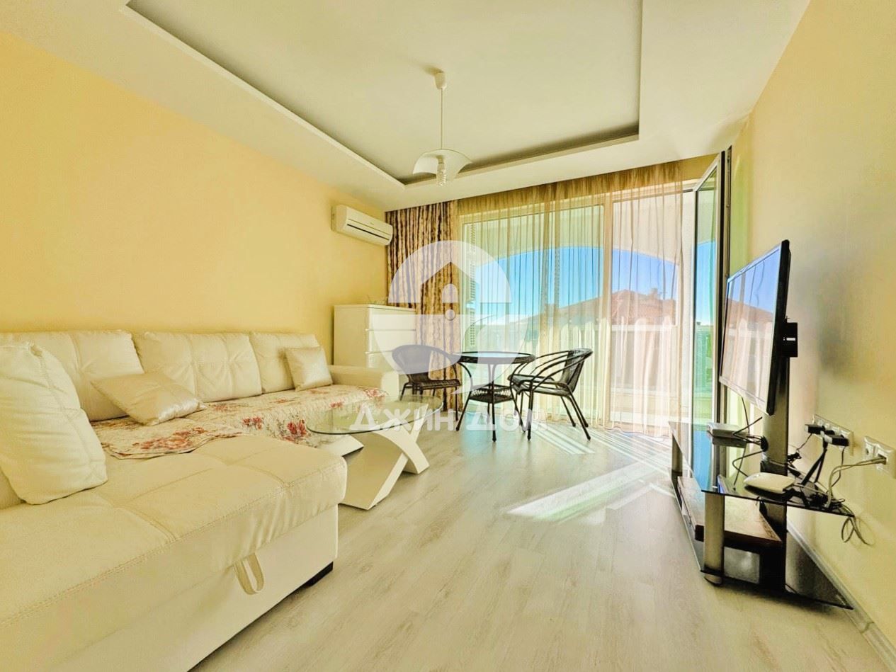 Продава се Двустаен апартамент в с. Равда, Област Бургас - 70 кв.м за 1643 €/кв.м - Снимка #2