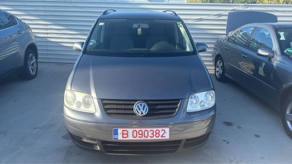 Vand/Touran-2005-1.9D-7locuri-Recent Adus/1500€