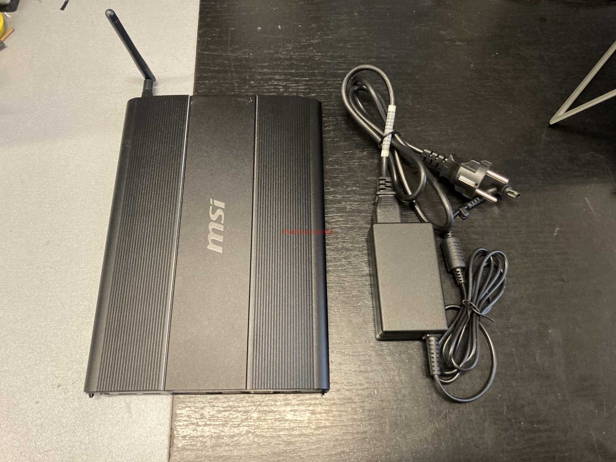 MSI Winbox II MS-9A45