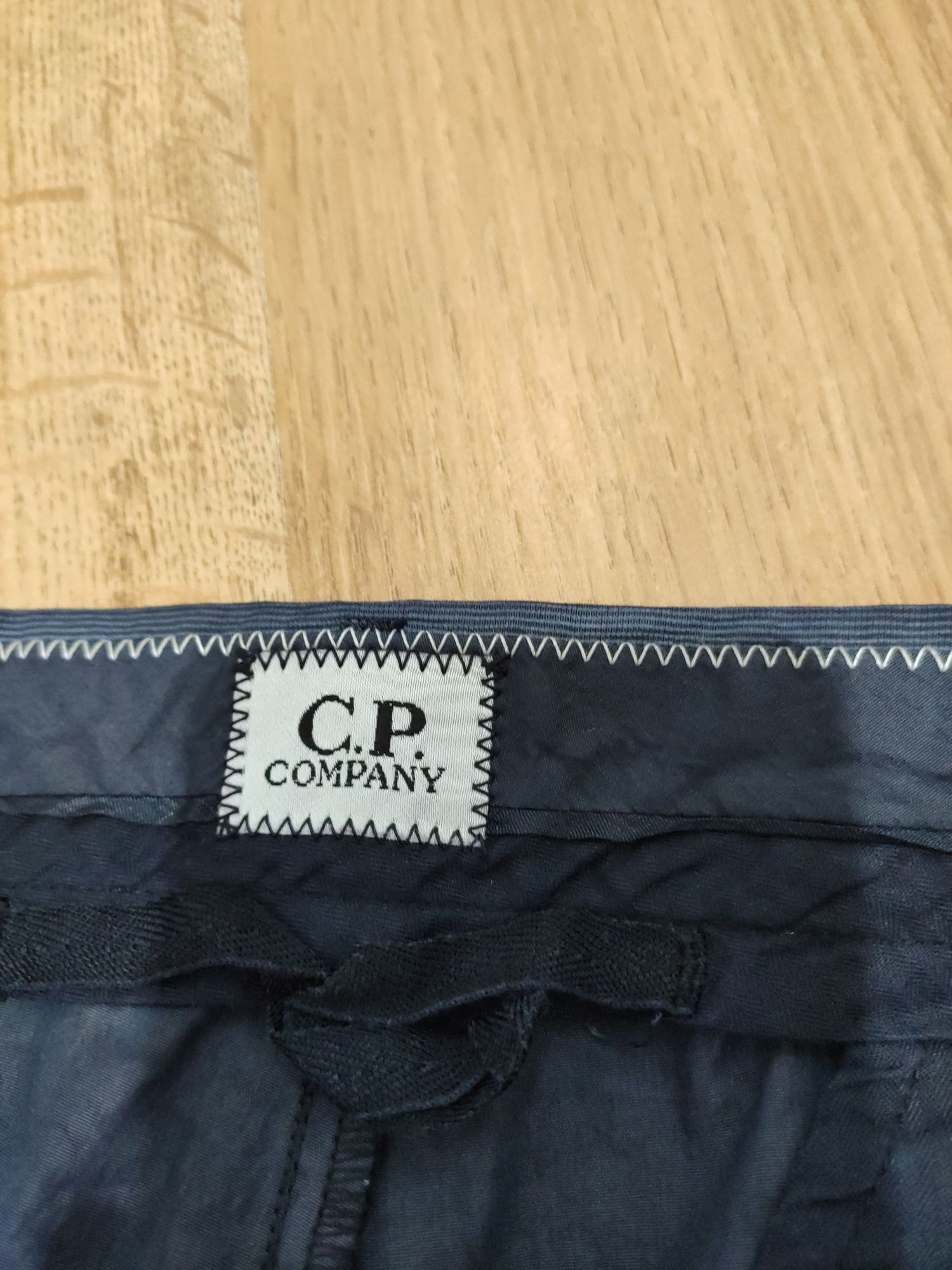Pantaloni CP Company mărimea 52