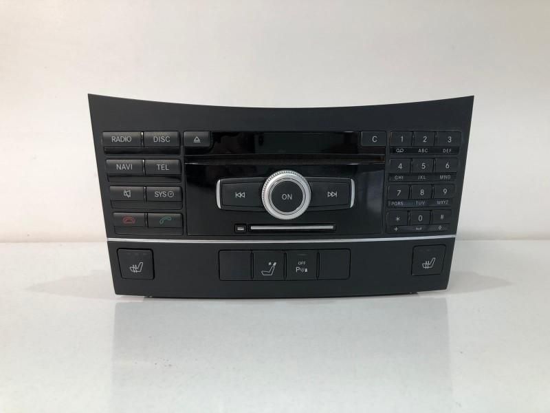 Cd player auto cu butoane incalzire scaune Mercedes E-Class (2009->) [W212] a2129062901