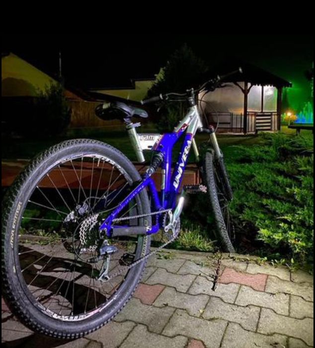 Vand full suspension