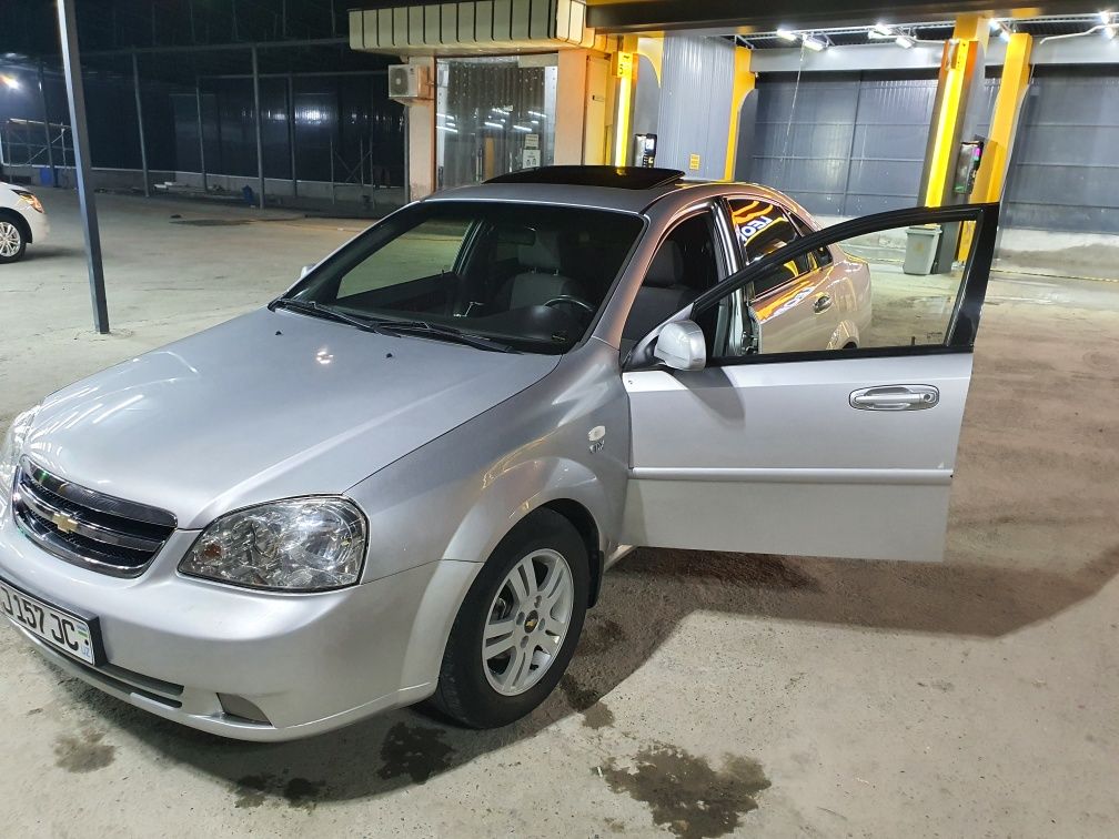 Ласеттт 1.6 Автомат 2013