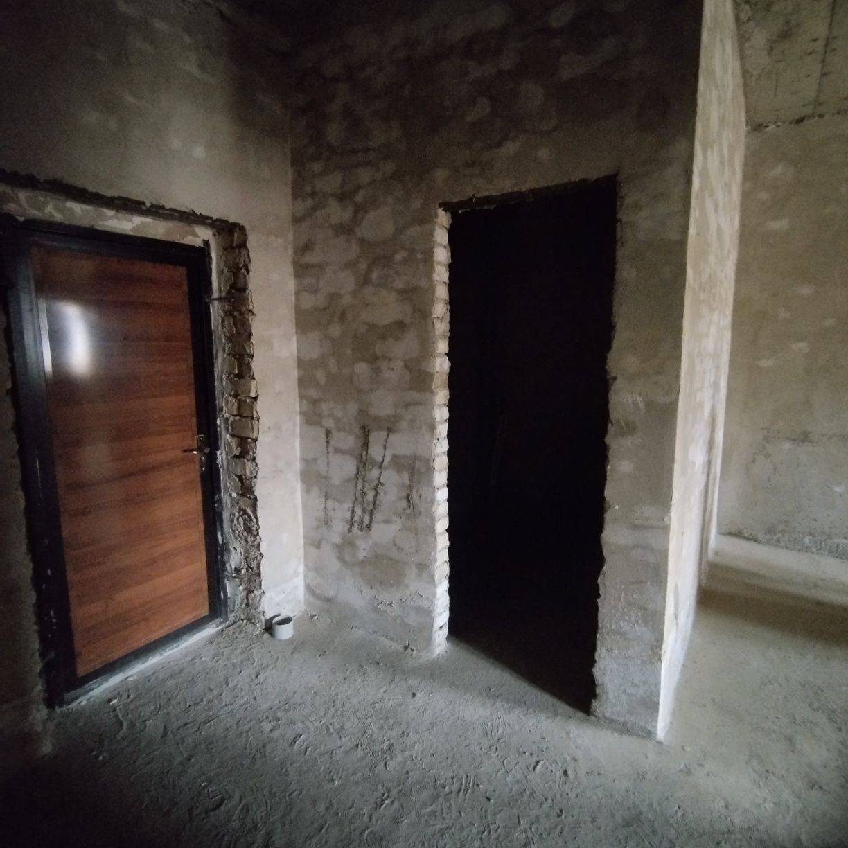 Gorgazda 2 xonalik  kvartira sotiladi