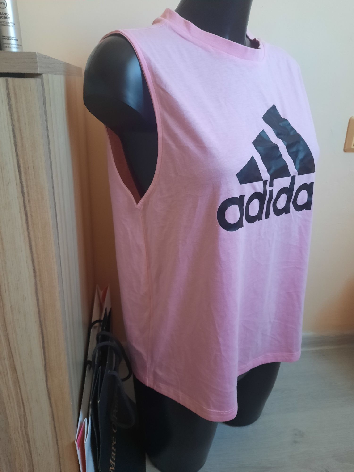 Спортен топ Adidas