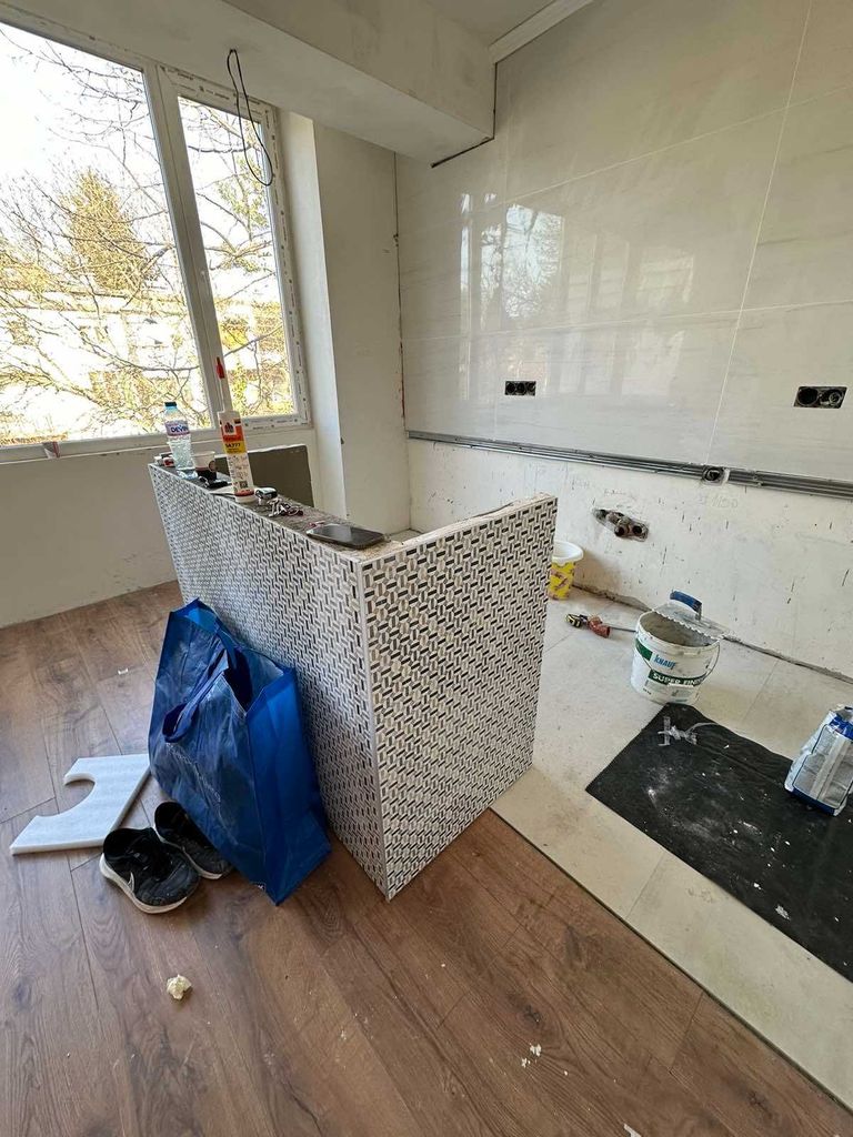 Продава се Тристаен апартамент в София, Слатина - 98 кв.м за 1817 €/кв.м - Снимка #12